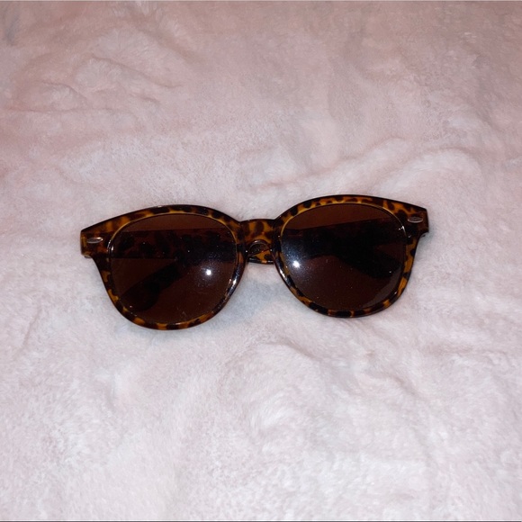 Sunglasses - Picture 2 of 2